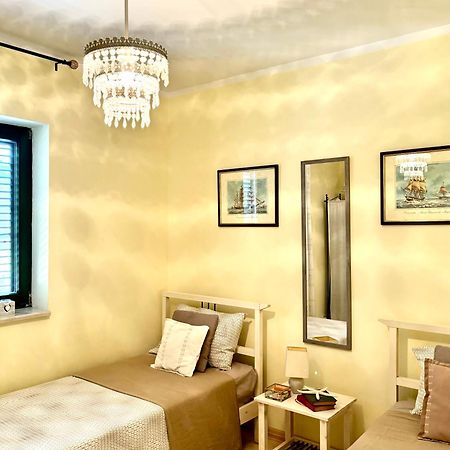 Apartment Tri Kiparisa Тиват Экстерьер фото