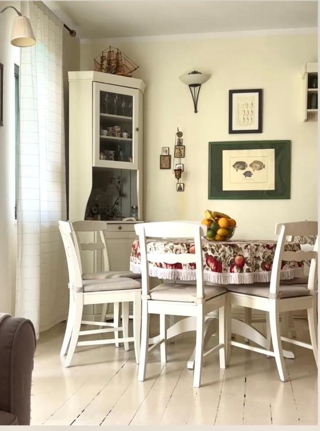 Apartment Tri Kiparisa Тиват Экстерьер фото